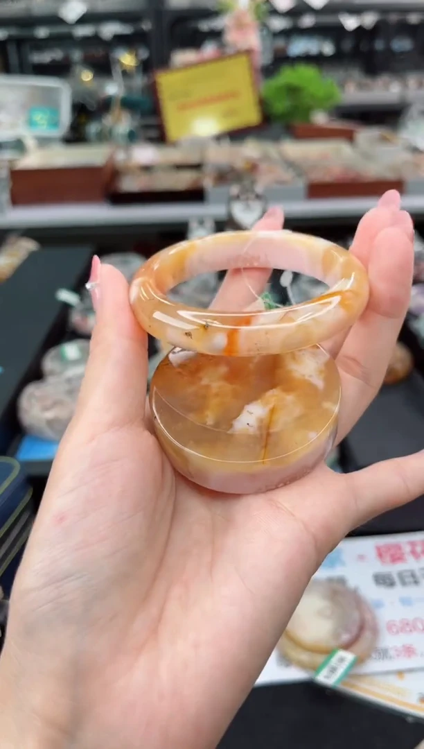 【闪购商品】石英质玉手镯未镶嵌54圈口（赠品镯心）3240896