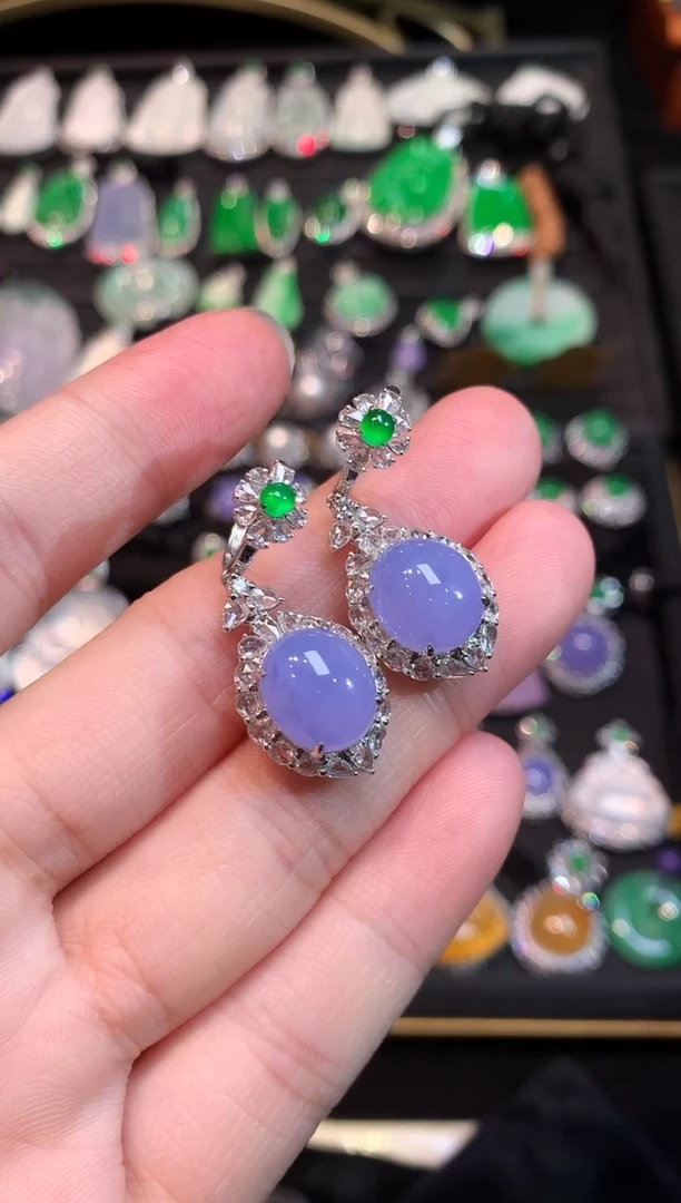 18K金镶嵌翡翠耳饰高冰玻紫罗兰大蛋面耳坠