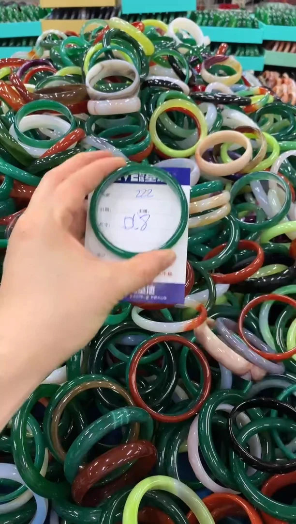 手镯玛瑙/玉髓未镶嵌222