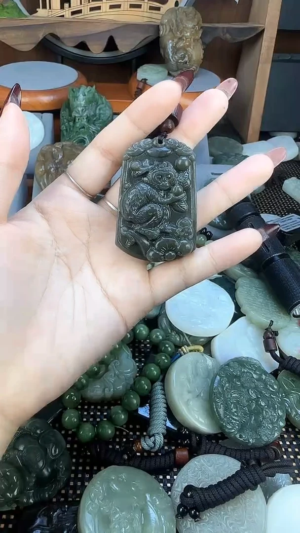 吊坠(不含链)未镶嵌和田玉1