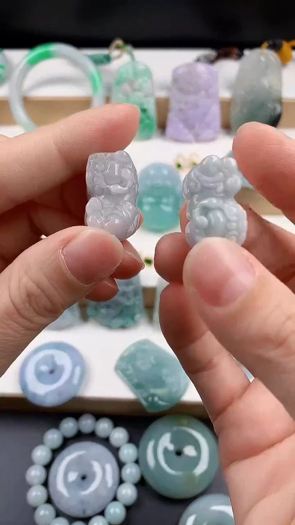 颈饰未镶嵌翡翠天然翡翠吊坠挂件