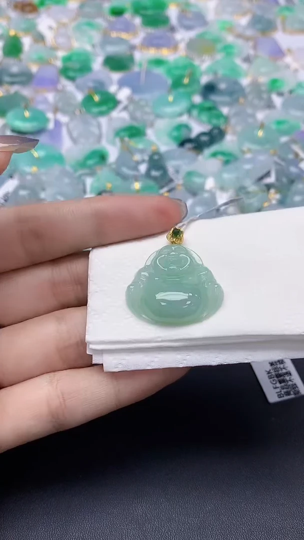 翡翠未镶嵌颈饰天然缅甸a货翡翠