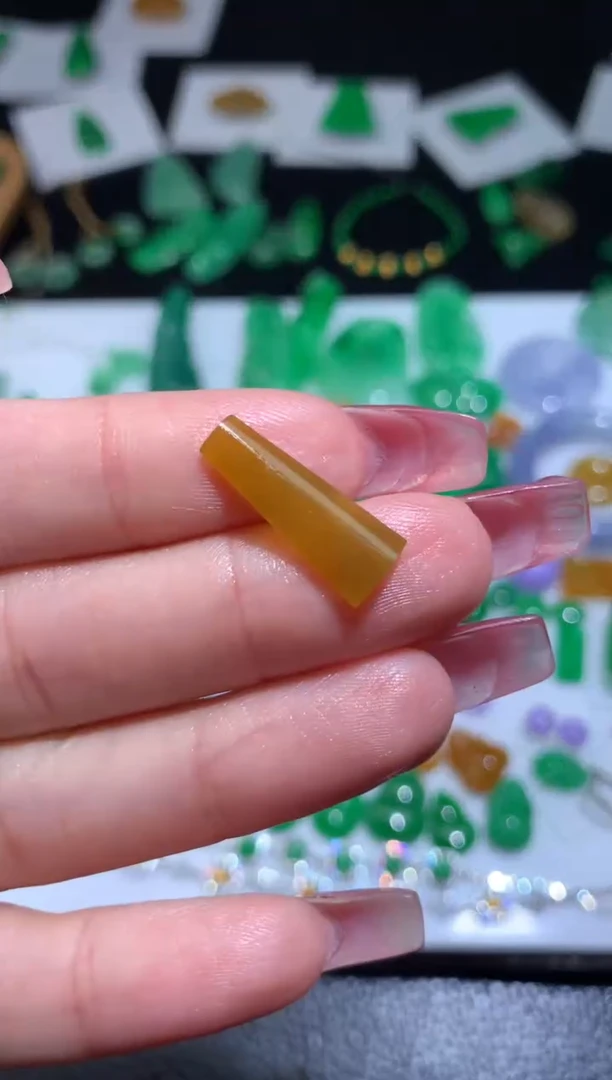定制翡翠未镶嵌毛货