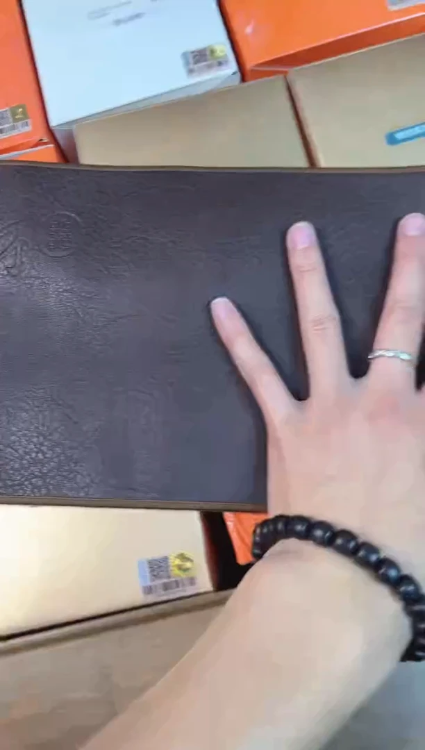 皮茶巾，，，，，，，，，