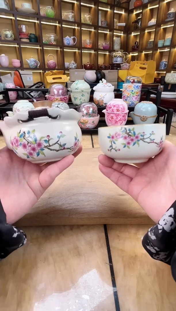 【闪购商品】桃花春风十里旅行套装.。。