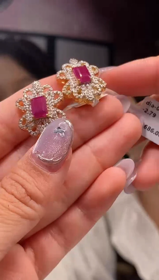 未镶嵌耳饰红宝石天然·无烧红宝石耳饰2.79ct