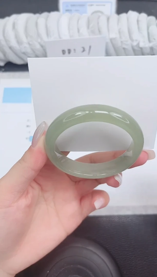 未镶嵌手镯石英质玉24-55.3