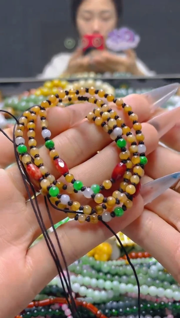 颈饰未镶嵌翡翠3MM