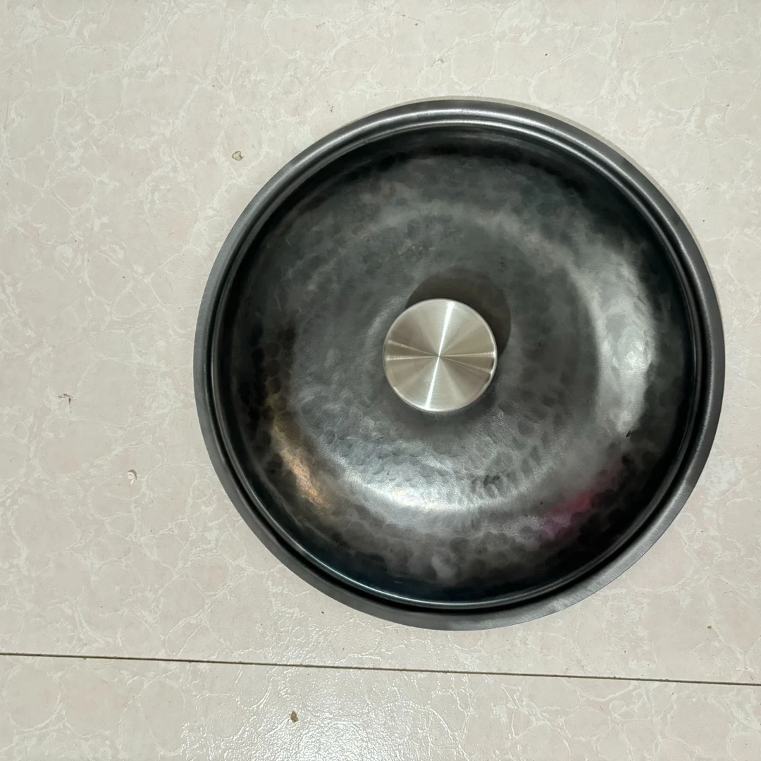 章丘手工锻打铁铁锅盖