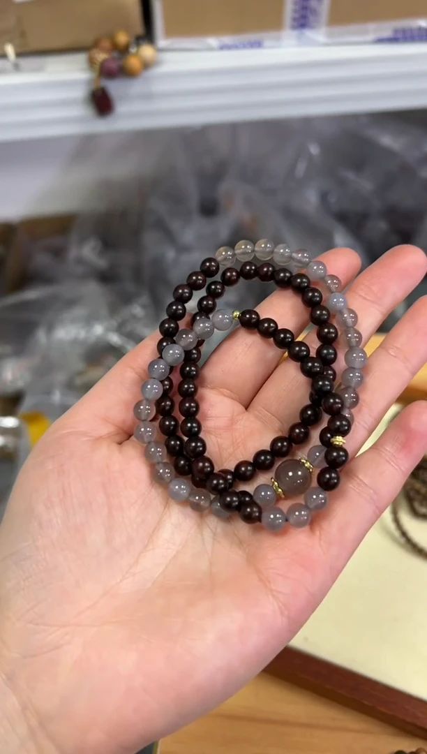 【闪购商品】檀香紫檀（小叶紫檀）手串未镶嵌紫檀烟紫玛瑙多圈[0976]