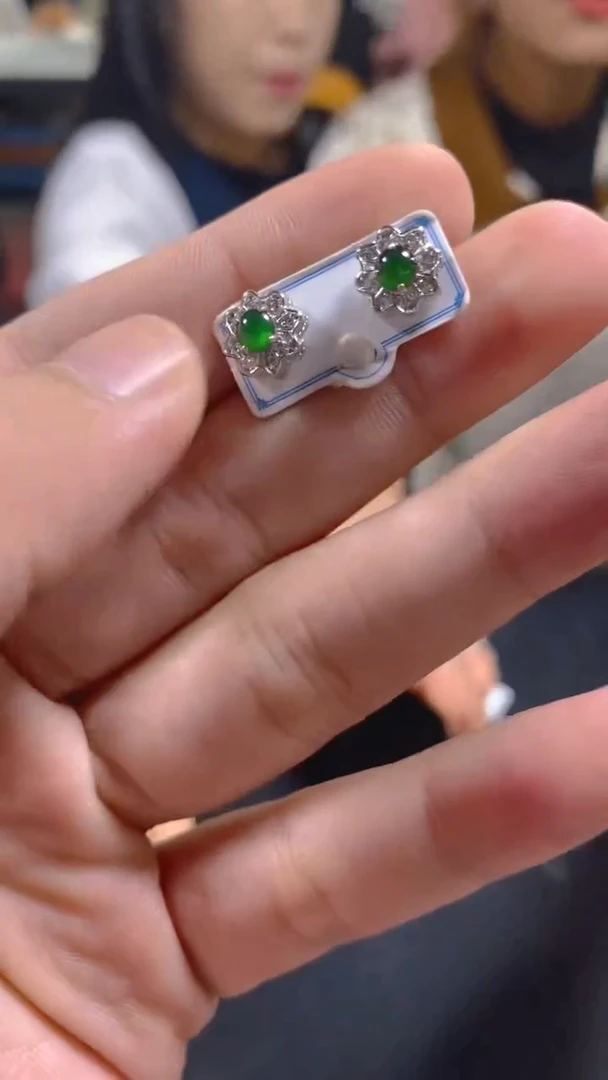 【闪购商品】翡翠耳饰未镶嵌0112236757/多样性发一