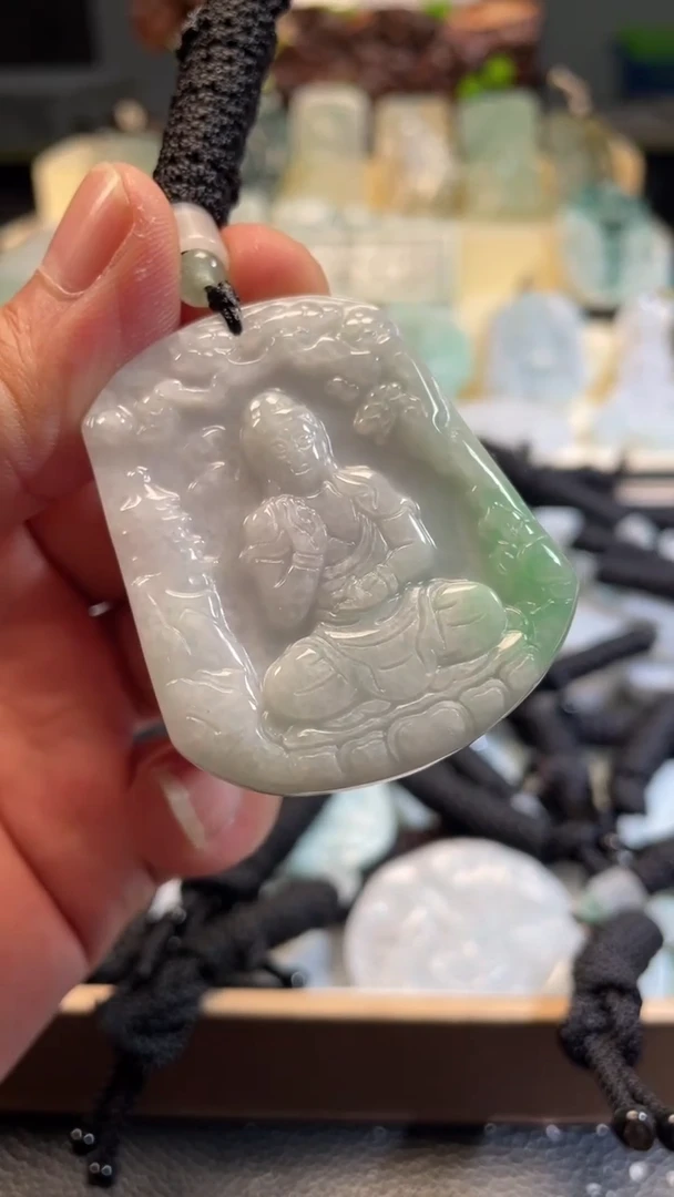 颈饰未镶嵌翡翠10/23/029