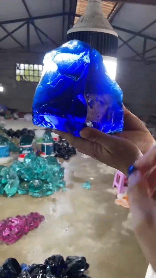 新疆托帕石原石摆件宝蓝