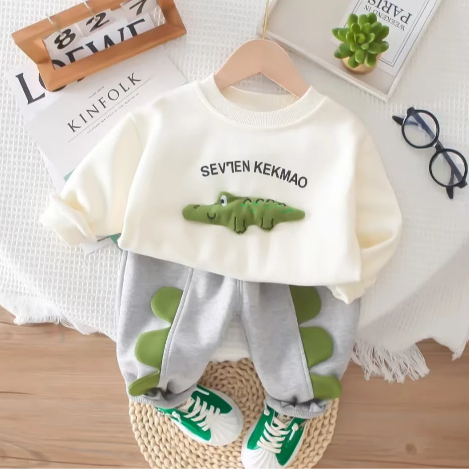 小童秋装套装2024新款春秋季男宝宝两件套帅气女童韩版卡通休闲潮