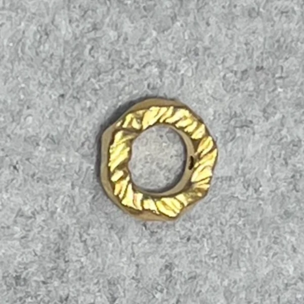 5186【思思专享】 足金999 8mm碎金盘缠单颗精致时尚DB