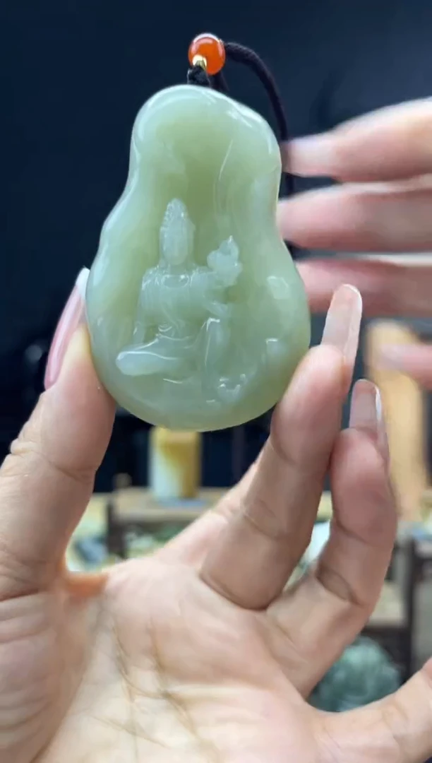 颈饰未镶嵌和田玉1