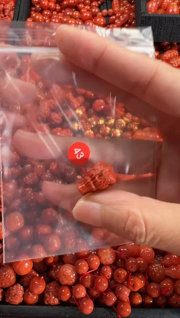 【闪购商品】南红玛瑙颈饰未镶嵌1