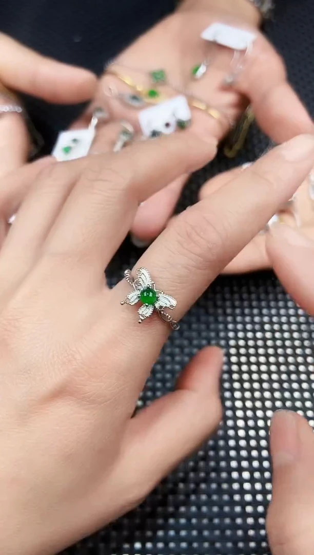 【闪购商品】翡翠戒指未镶嵌11111111