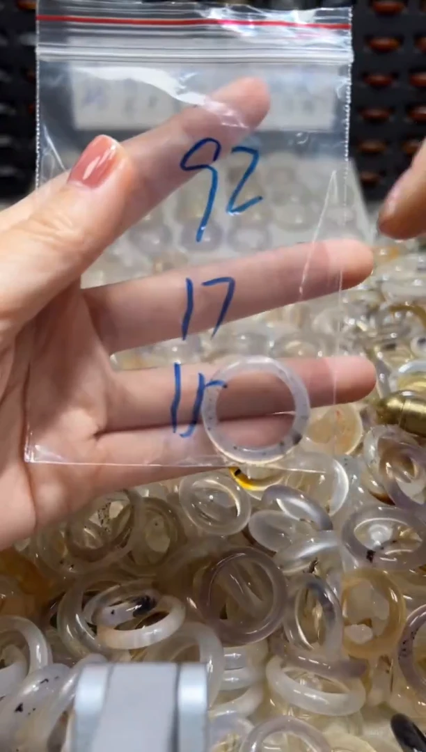 未镶嵌戒指玛瑙/玉髓92