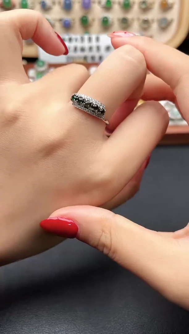 银S925镶嵌戒指翡翠一物一证一礼盒