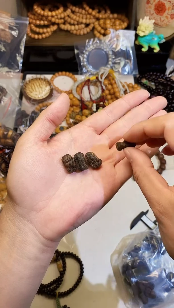 【闪购商品】紫金钵盂菩提手串沉四不佛发4