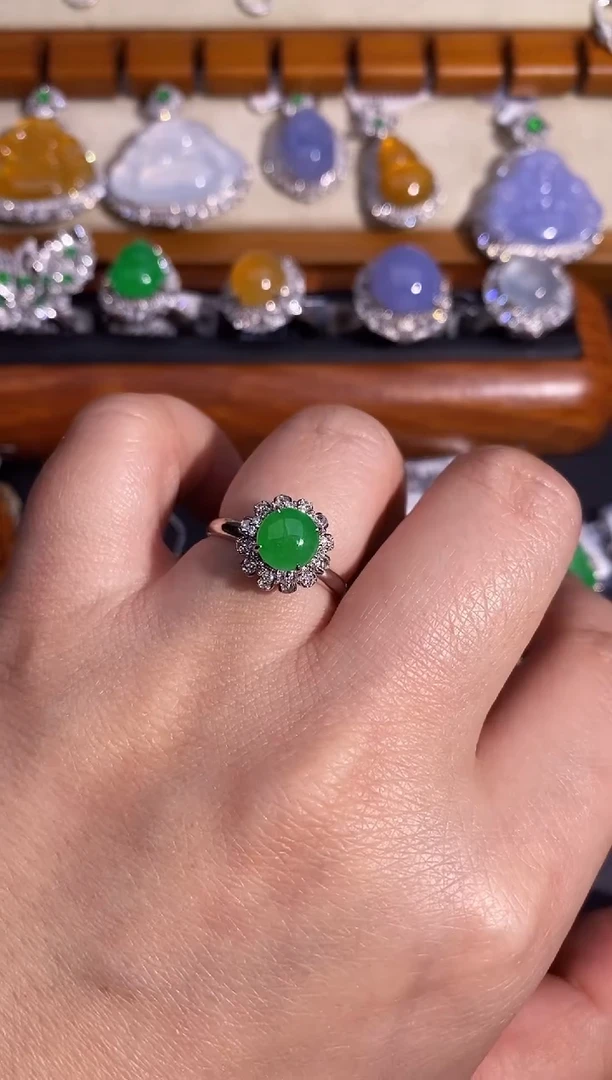 【闪购商品】翡翠戒指18K金镶嵌戒指