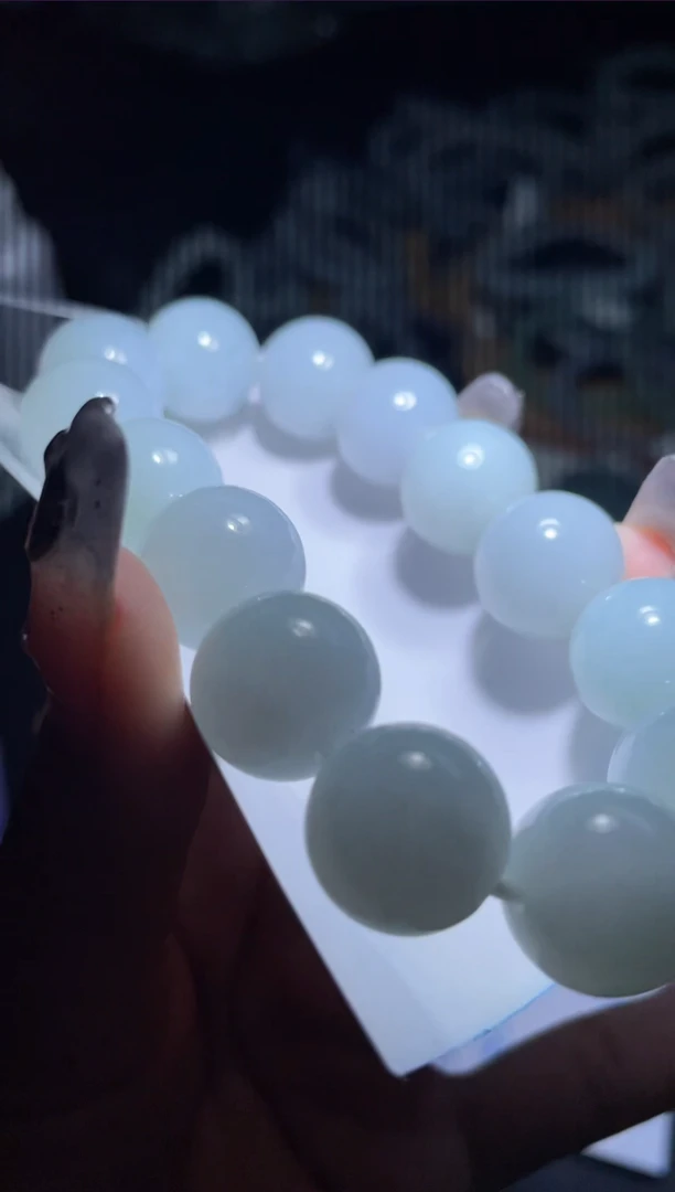 定制翡翠未镶嵌天然缅甸A货翡翠手串7