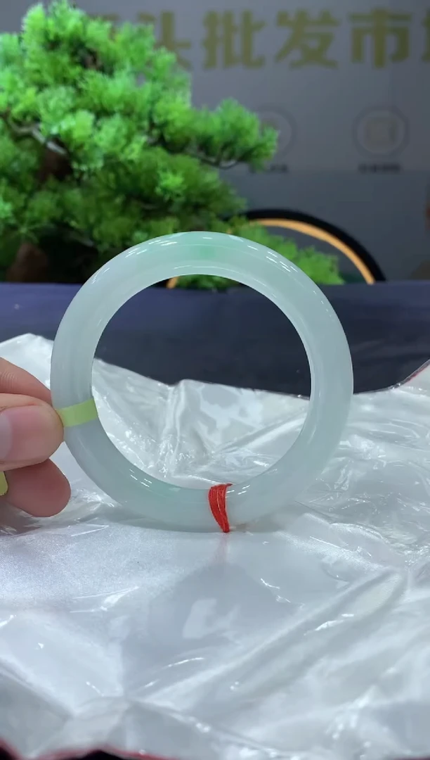 未镶嵌手镯翡翠翡翠手镯