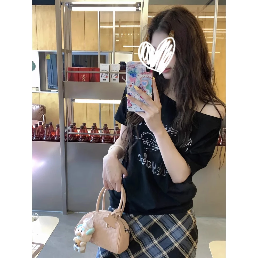 韩系蝴蝶结印花斜肩短袖t恤女2025夏季辣妹露肩慵懒显瘦修身上衣