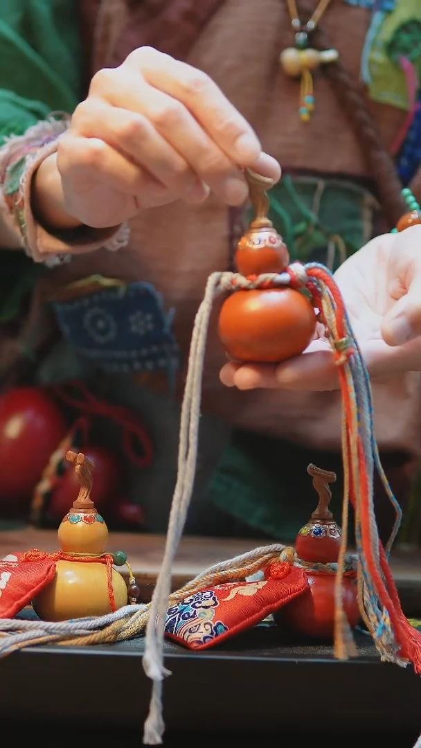 【路师傅原创手作天然葫芦】（一物一图编号76