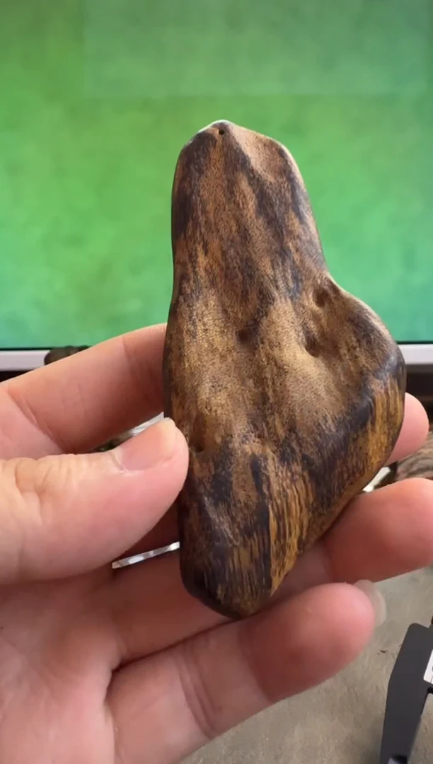 沉香吊坠多样性发一
