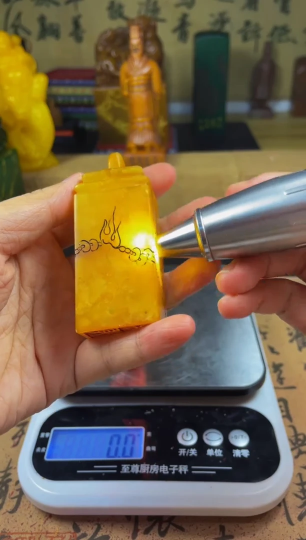 寿山石印石田黄桂花金宝塔秤砣章