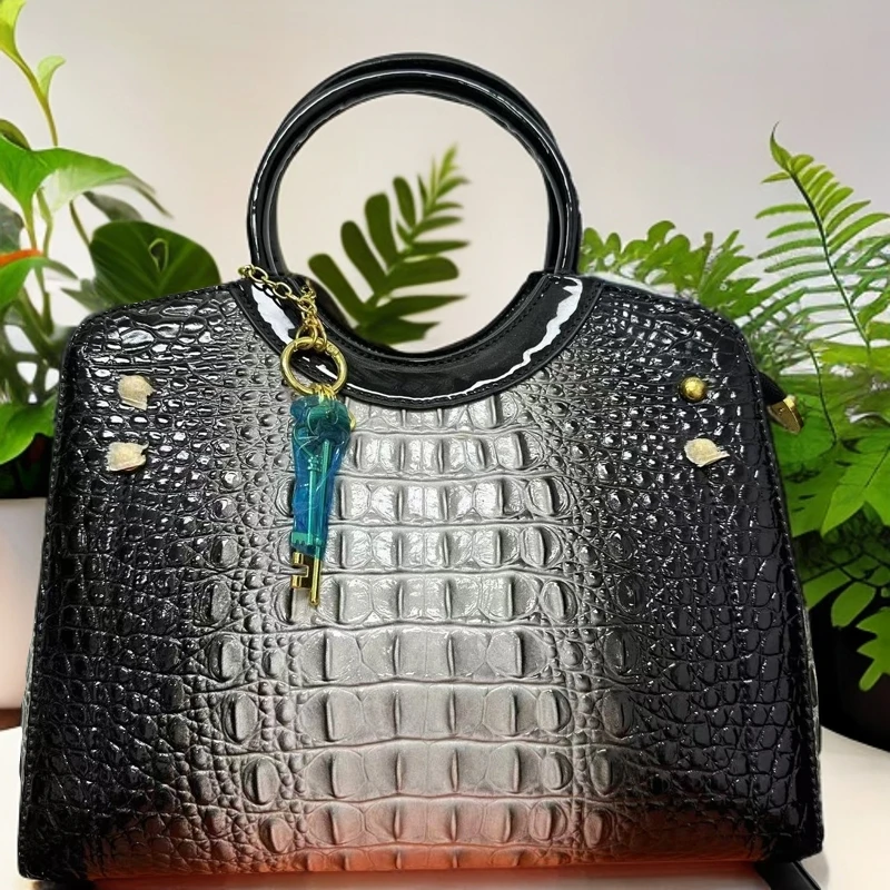 w963w 时尚百搭新款潮流单肩斜跨包气质女包