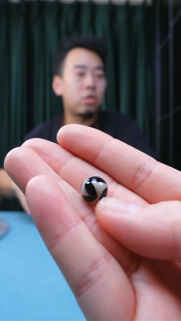 【闪购商品】玛瑙/玉髓配饰未镶嵌1.0虎珠单颗（默认有瑕