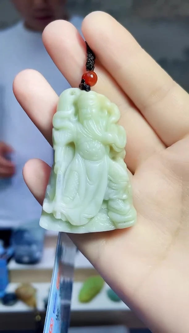 和田玉未镶嵌颈饰1