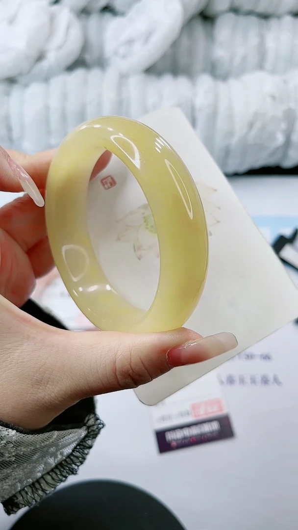 【闪购商品】石英质玉手镯未镶嵌多样性发货A363-61