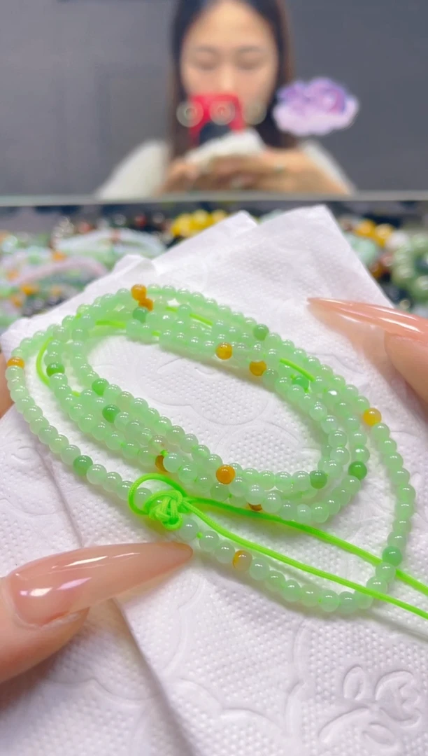 颈饰未镶嵌翡翠3MM