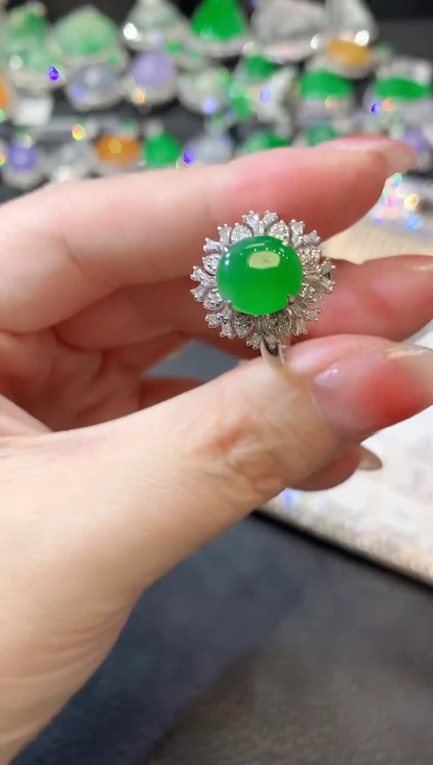 【闪购商品】翡翠戒指18K金镶嵌C6 翡翠