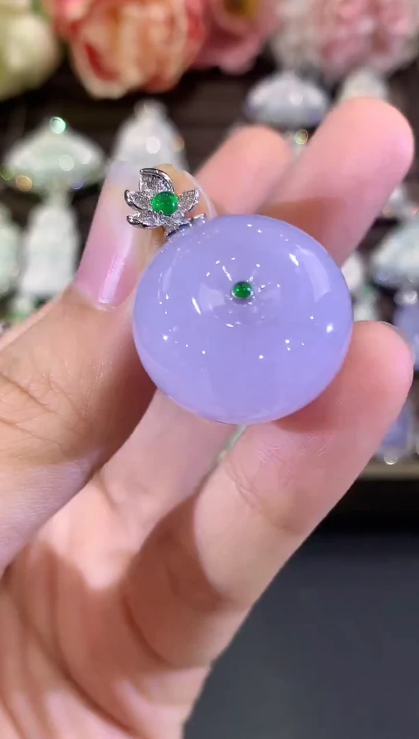 吊坠(不含链)18K金镶嵌翡翠B171 紫货有色差1