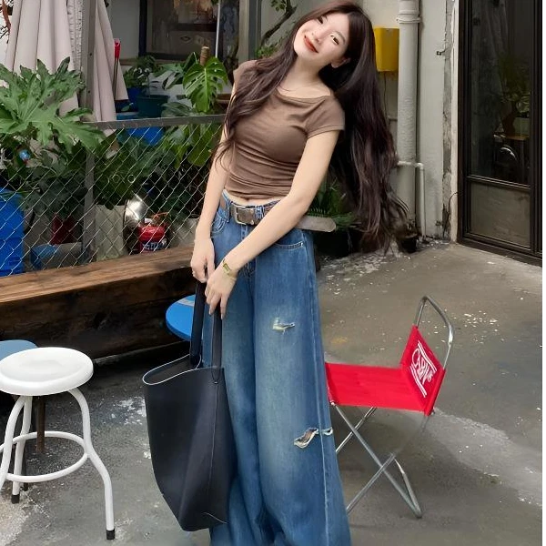 夏季显瘦深蓝色显瘦破洞牛仔裤百搭复古宽松通勤裤子小众痞帅爆款