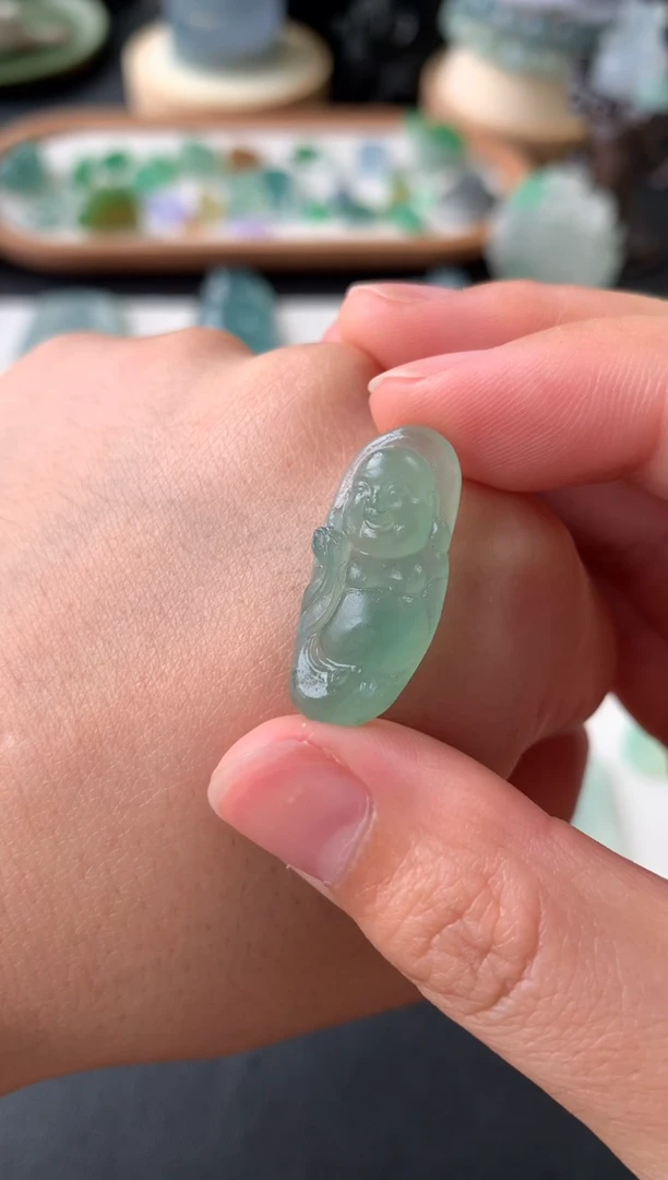 定制翡翠未镶嵌翡翠