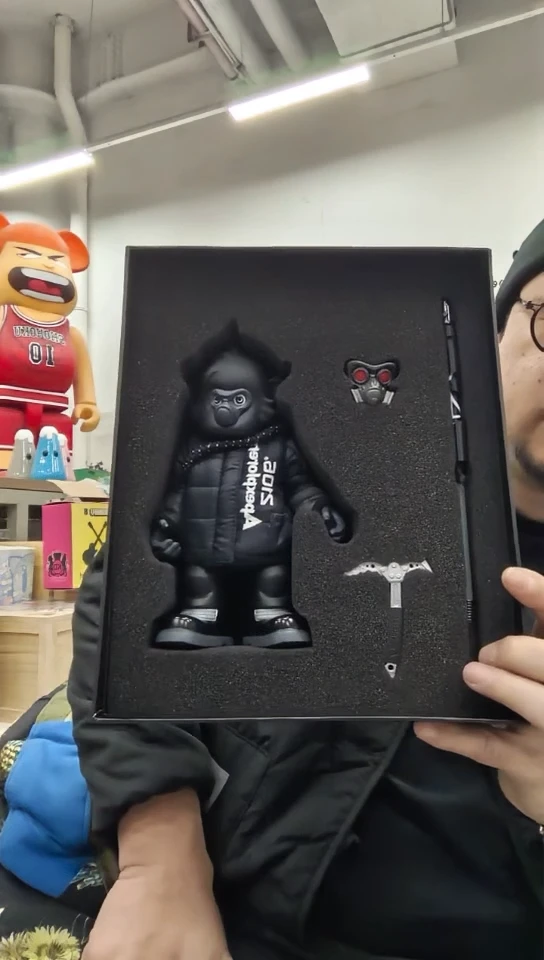 【白】猿创作黑盒一个