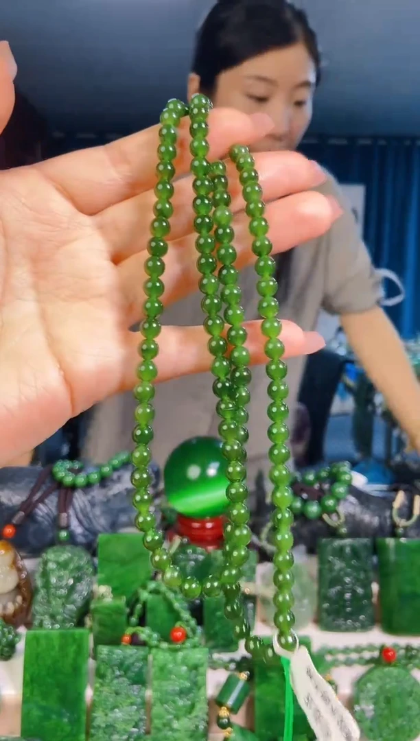 和田玉未镶嵌挂件1