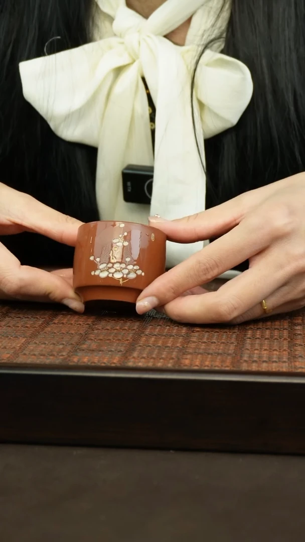 【闪购商品】坭兴陶梅花刻绘主人杯钦州红