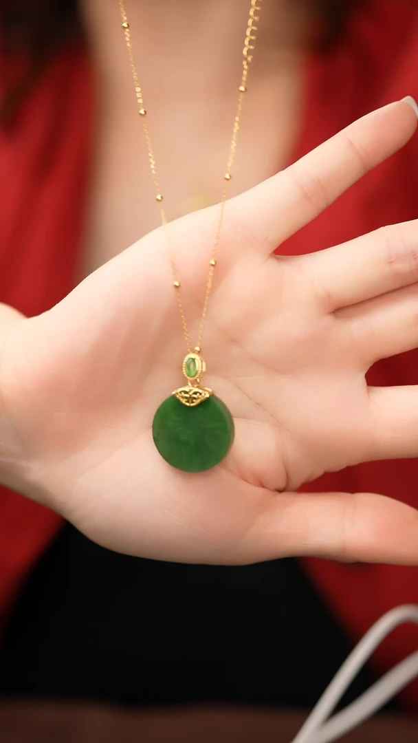 【闪购商品】和田玉（碧玉）项链银S925镶嵌和田玉碧玉圆牌吊坠