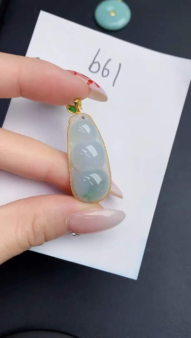 【闪购商品】翡翠颈饰18K金镶嵌0000000000