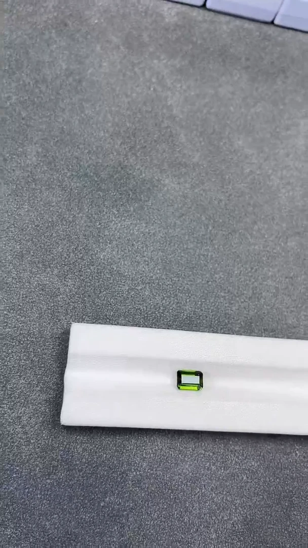 裸石未镶嵌碧玺裸石