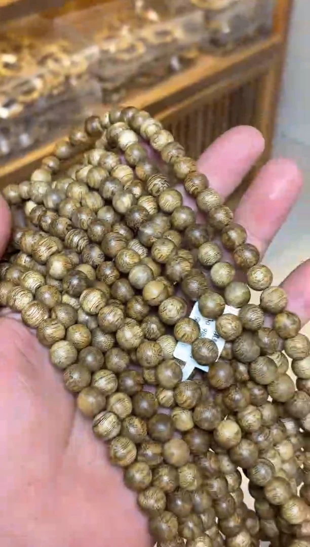 沉香手串 菩萨棋圆珠长串0.9多样性发其一