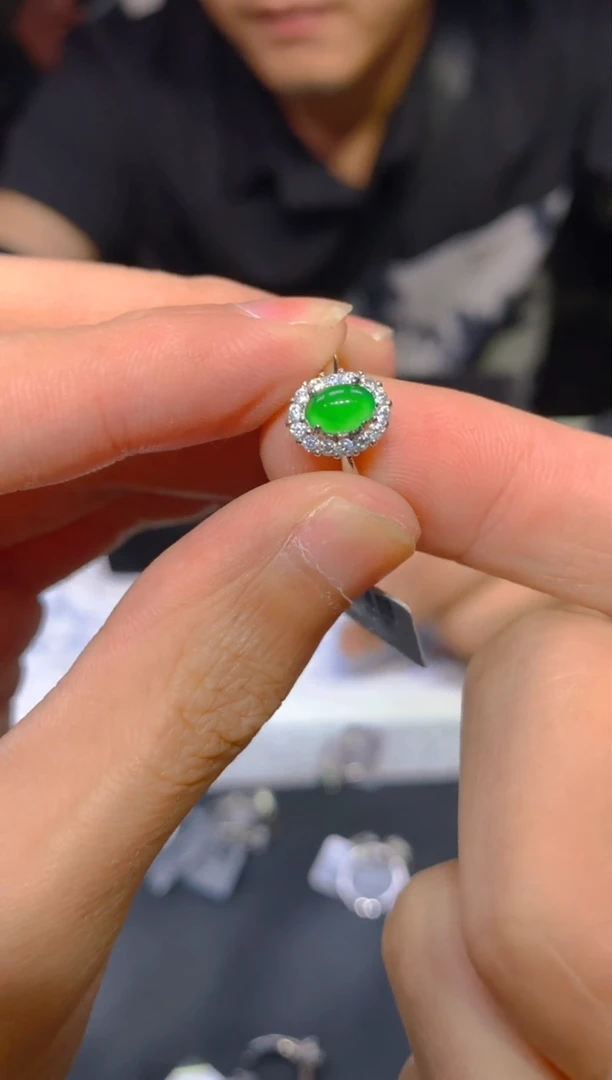 【闪购商品】定制翡翠未镶嵌2定制翡翠.多样性发货-发其一
