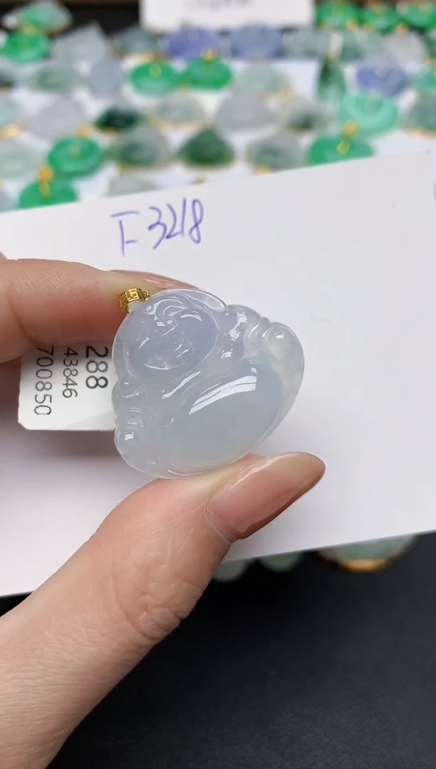 颈饰18K金镶嵌翡翠天然缅甸A货翡翠百元以上9元证书费自理